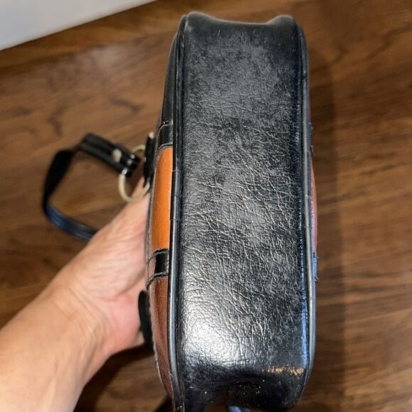 Vtg 70s Sirco Corporation Black, Tan and Brown Vinyl Square  Design Small Purse - Picture 7 of 8